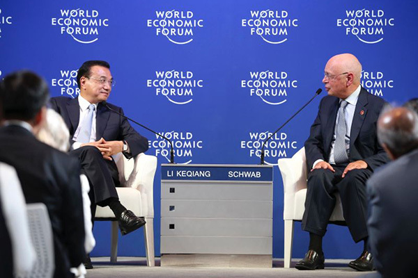 Chinese Premier Li Keqiang speaks with global corporate leaders at the Annual Meeting of the New Champions of the World Economic Forum in Dalian, Liaoning province on September 9, 2015. (Photo provided to China Daily) Chinese Premier Li Keqiang speaks with global corporate leaders at the Annual Meeting of the New Champions of the World Economic Forum in Dalian, Liaoning province on September 9, 2015. (Photo provided to China Daily)