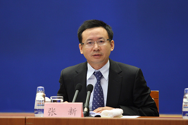 Zhang Xin, deputy director at the Shanghai branch of the People's Bank of China,at a media briefing held by the State Council Information Office, Oct 23, 2015. (Wang Zhuangfei/China Daily)