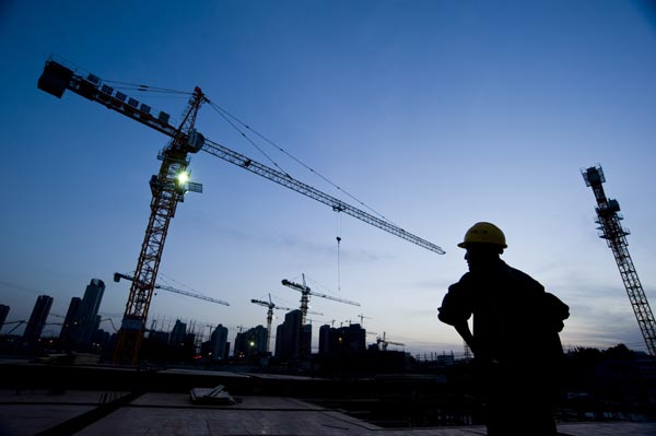A residential project is under construction in Huai'an, Jiangsu province. (File Photo/China Daily) A residential project is under construction in Huai'an, Jiangsu province. (File Photo/China Daily)