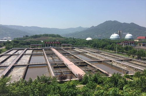 Waste water gets processed at the Tangjiatuo wastewater treatment plant operated by Chongqing Sino French Tangjiatuo Sewage Treatment Co. The company is a public-private partnership (PPP) between Chongqing Water Group and a subsidiary of water company SUEZ. (Photo: Chu Daye/GT) Waste water gets processed at the Tangjiatuo wastewater treatment plant operated by Chongqing Sino French Tangjiatuo Sewage Treatment Co. The company is a public-private partnership (PPP) between Chongqing Water Group and a subsidiary of water company SUEZ. (Photo: Chu Daye/GT)