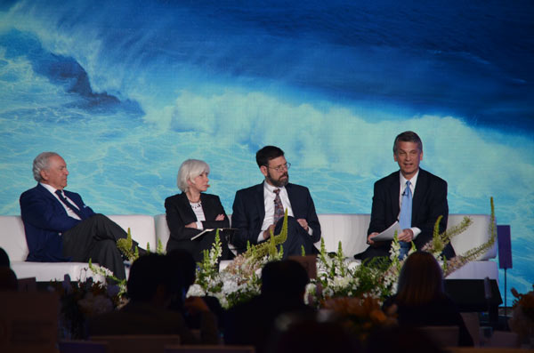 From left to right: Ambassador of Morocco to the United States Rachad Bouhlal, Laurence Tubiana, Special Representative for the 2015 Paris Climate Conference and French Ambassador for Climate Negotiations, Jonathan Pershing, US Special Envoy for Climate Change, and David Sandalow, Inaugural Fellow, Columbia University, Center on Global Energy Policy at a panel discussion on Road from Paris and the CEM during the Seventh Clean Energy Ministerial in San Francisco on Thursday.(Photo by LIA ZHU/CHINA DAILY) From left to right: Ambassador of Morocco to the United States Rachad Bouhlal, Laurence Tubiana, Special Representative for the 2015 Paris Climate Conference and French Ambassador for Climate Negotiations, Jonathan Pershing, US Special Envoy for Climate Change, and David Sandalow, Inaugural Fellow, Columbia University, Center on Global Energy Policy at a panel discussion on Road from Paris and the CEM during the Seventh Clean Energy Ministerial in San Francisco on Thursday.(Photo by LIA ZHU/CHINA DAILY)