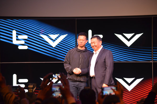 Jia Yueting (left), founder and CEO of LeEco, and William Wang, founder and CEO of Vizio, announce the $2-billion acquisition at a joint press conference on Tuesday in Hollywood. (LIA ZHU / CHINA DAILY) Jia Yueting (left), founder and CEO of LeEco, and William Wang, founder and CEO of Vizio, announce the $2-billion acquisition at a joint press conference on Tuesday in Hollywood. (LIA ZHU / CHINA DAILY)