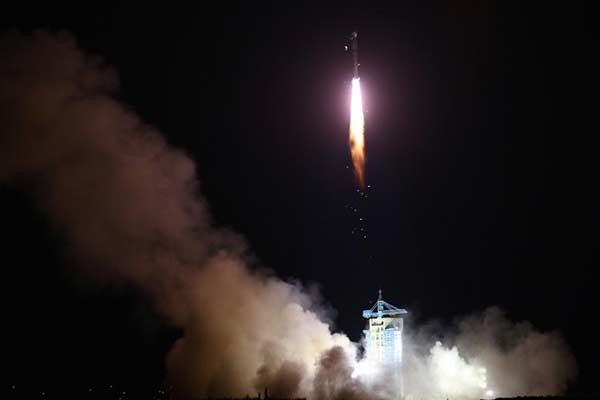 China launches the world's first quantum satellite on top of a Long March-2D rocket from the Jiuquan Satellite Launch Center in Jiuquan, Northwest China's Gansu province, Aug 16, 2016.(Photo/Xinhua) China launches the world's first quantum satellite on top of a Long March-2D rocket from the Jiuquan Satellite Launch Center in Jiuquan, Northwest China's Gansu province, Aug 16, 2016.(Photo/Xinhua)