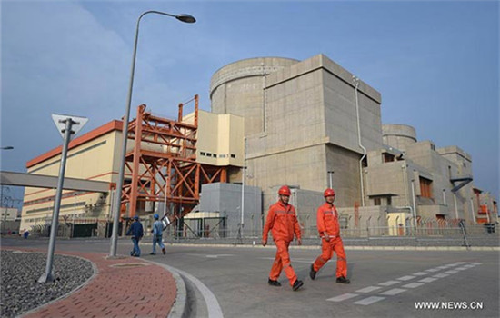 Workers walk by the No 3 and No 4 power generation units of the Hongyanhe Nuclear Power Station in Wafangdian of Dalian city, Northeast China's Liaoning province, Sept 22, 2016. (Photo/Xinhua) Workers walk by the No 3 and No 4 power generation units of the Hongyanhe Nuclear Power Station in Wafangdian of Dalian city, Northeast China's Liaoning province, Sept 22, 2016. (Photo/Xinhua)