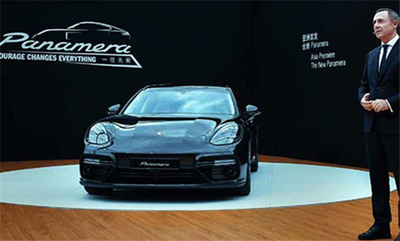 Franz Jung, president and CEO of Porsche China, speaks at the ceremony for the Asia debut of Porsche's new Panamera in Shanghai on Nov 7, 2016. (Photo provided to China Daily) Franz Jung, president and CEO of Porsche China, speaks at the ceremony for the Asia debut of Porsche's new Panamera in Shanghai on Nov 7, 2016. (Photo provided to China Daily)