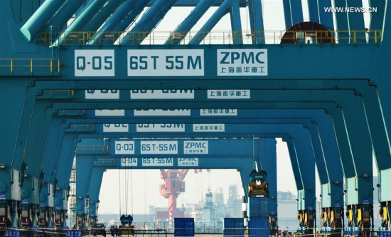 Photo taken on Dec. 1, 2016 shows the Huanghua Port in north China's Hebei Province.(Xinhua/Mou Yu) Photo taken on Dec. 1, 2016 shows the Huanghua Port in north China's Hebei Province.(Xinhua/Mou Yu)