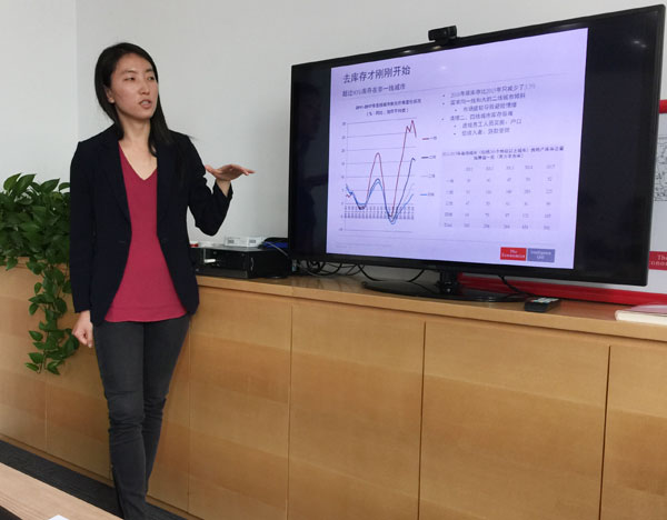 Wang Dan,an analyst at the Economist Intelligence Unit,explains a report the think tank released in Beijing,China,on April 13,2017. (Photo/chinadaily.com.cn) Wang Dan,an analyst at the Economist Intelligence Unit,explains a report the think tank released in Beijing,China,on April 13,2017. (Photo/chinadaily.com.cn)