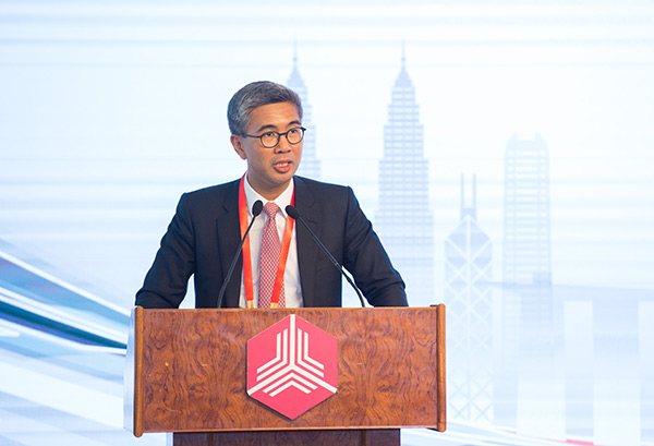 Tengku Zafrul Aziz, CEO of CIMB Group Holdings Bhd, made a speech at the opening ceremony of the Tsinghua PBCSF Belt and Road EMBA Program for Southeast Asia on May 11, 2017 in Beijing. (Photo provided to chinadaily.com.cn) Tengku Zafrul Aziz, CEO of CIMB Group Holdings Bhd, made a speech at the opening ceremony of the Tsinghua PBCSF Belt and Road EMBA Program for Southeast Asia on May 11, 2017 in Beijing. (Photo provided to chinadaily.com.cn)