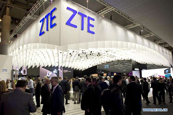 Visitors walk in front of the ZTE stand at the Mobile World Congress 2016 in Barcelona, Spain, Feb 22, 2016. (Photo/Xinhua) Visitors walk in front of the ZTE stand at the Mobile World Congress 2016 in Barcelona, Spain, Feb 22, 2016. (Photo/Xinhua)