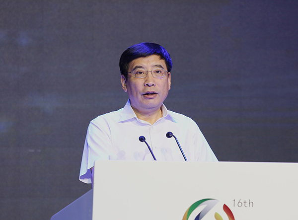 Miao Wei gives a speech at the China Internet Conference on July 11, 2017, in Beijing. (Photo provided to chinadaily.com.cn) Miao Wei gives a speech at the China Internet Conference on July 11, 2017, in Beijing. (Photo provided to chinadaily.com.cn)