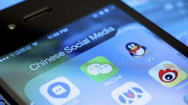 China's booming mobile app market will continue to expand with rising smart device penetration and mobilization of more traditional businesses. (Photo/CGTN) China's booming mobile app market will continue to expand with rising smart device penetration and mobilization of more traditional businesses. (Photo/CGTN)