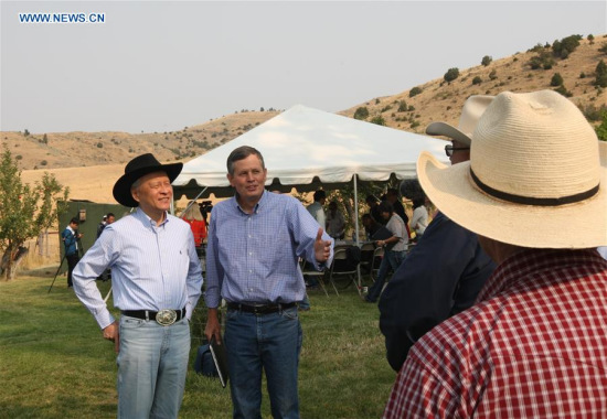 Steve Daines (2nd L), a senator from U.S. state of Montana, and Cui Tiankai (1st L), Chinese Ambassador to the United State, speaks with Fred Wacker and other cattle ranchers at the Morgan Ranch House, near downtown Bozeman, Montana, the United States, on Sept. 8, 2017. (Xinhua/Yan Liang) Steve Daines (2nd L), a senator from U.S. state of Montana, and Cui Tiankai (1st L), Chinese Ambassador to the United State, speaks with Fred Wacker and other cattle ranchers at the Morgan Ranch House, near downtown Bozeman, Montana, the United States, on Sept. 8, 2017. (Xinhua/Yan Liang)