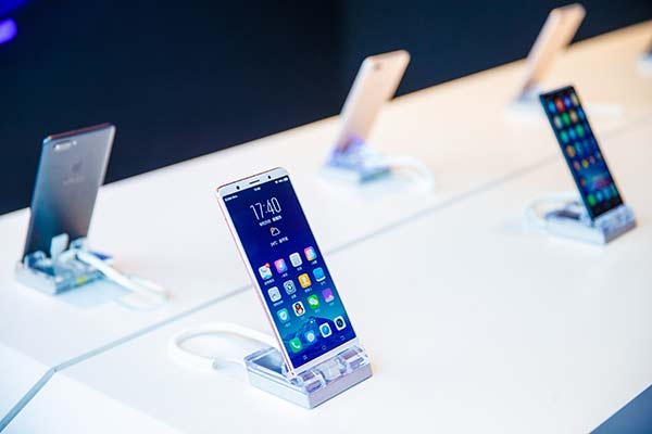 Vivo X20 on display in Beijing.(Photo provided to chinadaily.com.cn) Vivo X20 on display in Beijing.(Photo provided to chinadaily.com.cn)