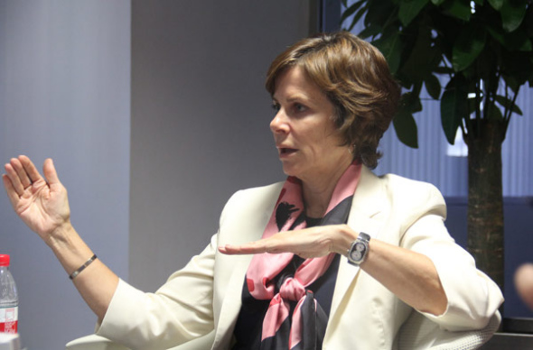 Amy Barzdukas, vice-president and chief marketing officer of Polycom, explains the company's strategy during an interview in Beijing. (Photo provided to China Daily) Amy Barzdukas, vice-president and chief marketing officer of Polycom, explains the company's strategy during an interview in Beijing. (Photo provided to China Daily)