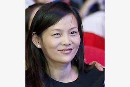 Ma Dongmin,co-founder of Baidu Inc, poses for a photo. [Photo/chinadaily.com.cn]