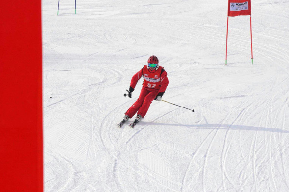 A contestant takes part in the 9th Advantage Austria Ski Race held in Vanke Lake Songhua Resort, Jilin city, Jilin province, on Feb 3, 2018. The event aimed to intensify the cooperation between China and Austria in the areas of winter sports and lifestyle. (Photo provided to chinadaily.com.cn) A contestant takes part in the 9th Advantage Austria Ski Race held in Vanke Lake Songhua Resort, Jilin city, Jilin province, on Feb 3, 2018. The event aimed to intensify the cooperation between China and Austria in the areas of winter sports and lifestyle. (Photo provided to chinadaily.com.cn)