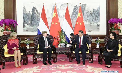 Chinese President Xi Jinping meets with Dutch King Willem-Alexander in Beijing, capital of China, Feb. 7, 2018. Xi's wife Peng Liyuan and the queen Maxima also attended the meeting. (Xinhua/Ding Lin) Chinese President Xi Jinping meets with Dutch King Willem-Alexander in Beijing, capital of China, Feb. 7, 2018. Xi's wife Peng Liyuan and the queen Maxima also attended the meeting. (Xinhua/Ding Lin)