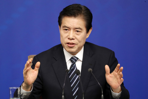 Minister of Commerce Zhong Shan speaks at a news conference during the ongoing 13th National People's Congress on Sunday. (Photo by Feng Yongbin/China Daily) Minister of Commerce Zhong Shan speaks at a news conference during the ongoing 13th National People's Congress on Sunday. (Photo by Feng Yongbin/China Daily)