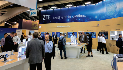 Visitors drop by ZTE's booth at the MWC Americas 2017 on Wednesday in San Francisco. (LIA ZHU / CHINA DAILY) Visitors drop by ZTE's booth at the MWC Americas 2017 on Wednesday in San Francisco. (LIA ZHU / CHINA DAILY)
