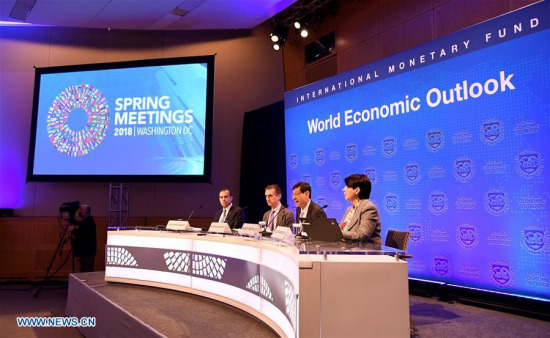 Maurice Obstfeld (2nd R), Economic Counsellor and Director of Research at the International Monetary Fund (IMF), speaks on the newly-released World Economic Outlook in Washington D.C., the United States, April 17, 2018. (Xinhua/Yang Chenglin) Maurice Obstfeld (2nd R), Economic Counsellor and Director of Research at the International Monetary Fund (IMF), speaks on the newly-released World Economic Outlook in Washington D.C., the United States, April 17, 2018. (Xinhua/Yang Chenglin)