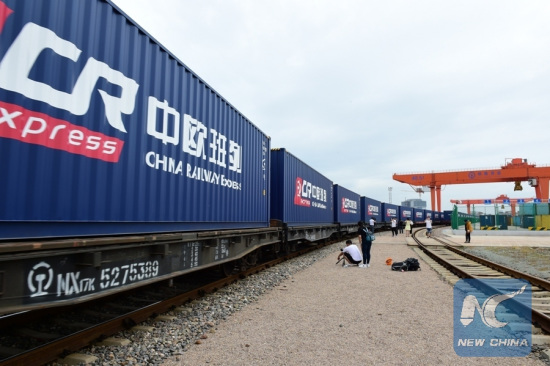 Photo taken on Sept. 9, 2017 shows a Chinese Railway Express cargo train leaving for Prague, the Czech Republic, from Yiwu, east China's Zhejiang Province. (Xinhua/Lyu Bin) Photo taken on Sept. 9, 2017 shows a Chinese Railway Express cargo train leaving for Prague, the Czech Republic, from Yiwu, east China's Zhejiang Province. (Xinhua/Lyu Bin)