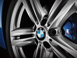 BMW first foreign carmaker to receive self-driving road test license
