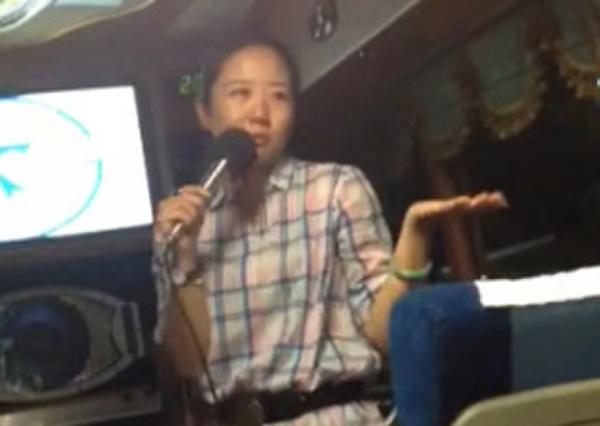 Screenshot for a video clip shows a tourist guide asks Chinese mainland tourists to boycott its popular noodle brand Master Kong. (Photo/Screenshot) Screenshot for a video clip shows a tourist guide asks Chinese mainland tourists to boycott its popular noodle brand Master Kong. (Photo/Screenshot)
