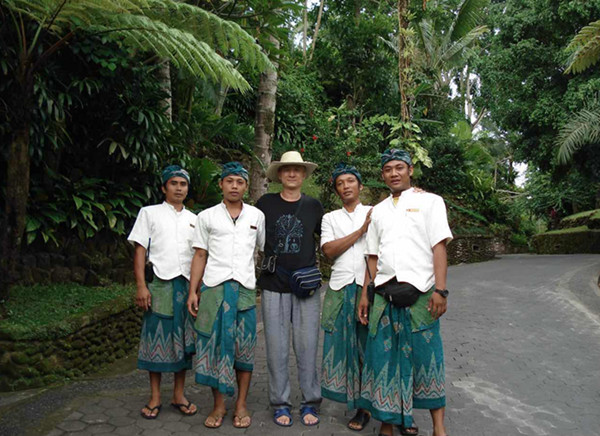 Liang visits Bali in Indonesia in 2008. (Photo courtesy of Liang Xu) Liang visits Bali in Indonesia in 2008. (Photo courtesy of Liang Xu)