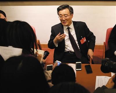 Beijing's vice mayor Li Shixiang in an interview on Thursday. (Photo/Beijing News) Beijing's vice mayor Li Shixiang in an interview on Thursday. (Photo/Beijing News)