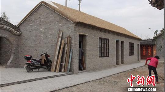 The Grass House Entertainment Park is under construction. (Photo/Chinanews.com) The Grass House Entertainment Park is under construction. (Photo/Chinanews.com)