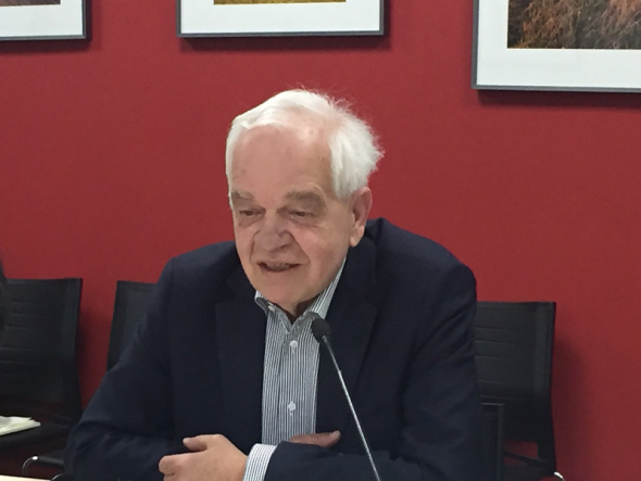John McCallum, Canada's newly appointed ambassador to China, meet Chinese press at the Canadian Embassy in Beijing on April 6. (Photo: Ecns.cn/Feng Shuang) John McCallum, Canada's newly appointed ambassador to China, meet Chinese press at the Canadian Embassy in Beijing on April 6. (Photo: Ecns.cn/Feng Shuang)
