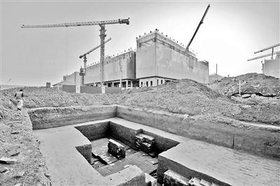 This undated photo shows an ancient tomb that was discovered in Tongzhou District, Beijing's new subsidiary administrative center. (Photo/Beijing Youth Daily) This undated photo shows an ancient tomb that was discovered in Tongzhou District, Beijing's new subsidiary administrative center. (Photo/Beijing Youth Daily)