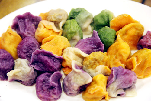 Colorful dumplings at Baoyuan Dumpling House in Beijing [Photo by Fan Zhen/China Daily]