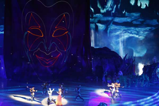 Attraction features impressive visual effects with large screens and excellent use of lights and thrilling acrobatics. Photo provided to China Daily Attraction features impressive visual effects with large screens and excellent use of lights and thrilling acrobatics. Photo provided to China Daily