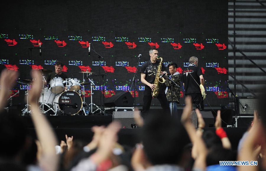 Members of La Souris Deglinguee, a French rock band, give performance at the Midi Festival Beijing 2012 in Shunyi Olympic Rowing-Canoeing Park, Beijing, capital of China, April 29, 2012. The three-day Midi Festival Beijing 2012 opened here on Sunday with the theme of environmental protection. (Xinhua/Xiao Xiao) Members of La Souris Deglinguee, a French rock band, give performance at the Midi Festival Beijing 2012 in Shunyi Olympic Rowing-Canoeing Park, Beijing, capital of China, April 29, 2012. The three-day Midi Festival Beijing 2012 opened here on Sunday with the theme of environmental protection. (Xinhua/Xiao Xiao)