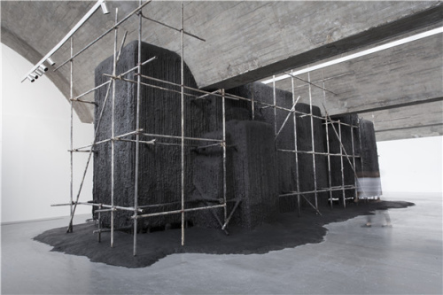 Sui Jianguo's solo show, Touchable, features 12 works made of plaster and polyurethane. (Photo provided to China Daily) Sui Jianguo's solo show, Touchable, features 12 works made of plaster and polyurethane. (Photo provided to China Daily)