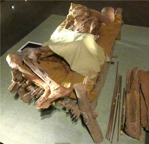 Turpan Museum houses mummies and prehistoric animal skeletons as well as the country's most celebrated archeological displays. (Photo by Erik Nilsson/China Daily) Turpan Museum houses mummies and prehistoric animal skeletons as well as the country's most celebrated archeological displays. (Photo by Erik Nilsson/China Daily)