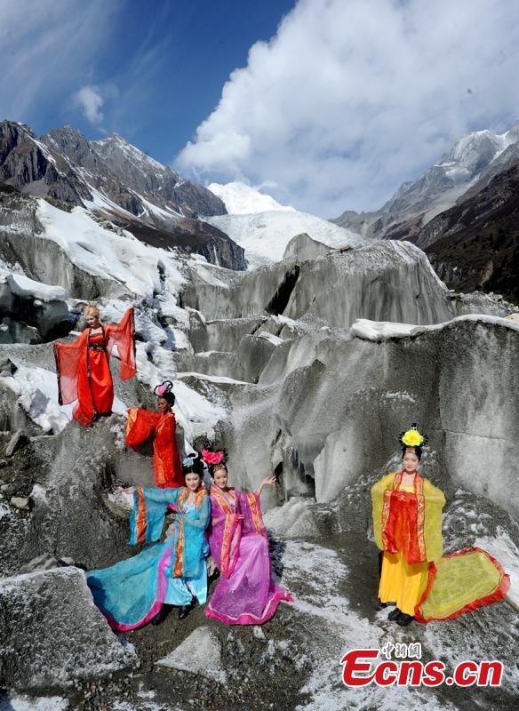 Glacier park woos visitors with hit drama (1/8)