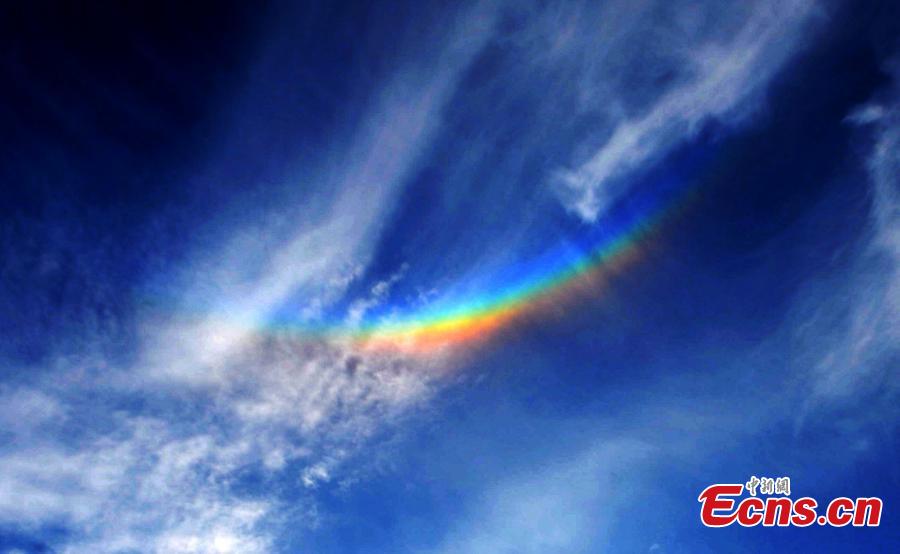 Rainbow hangs over 2,500-year-old Yangzhou city(1/3)