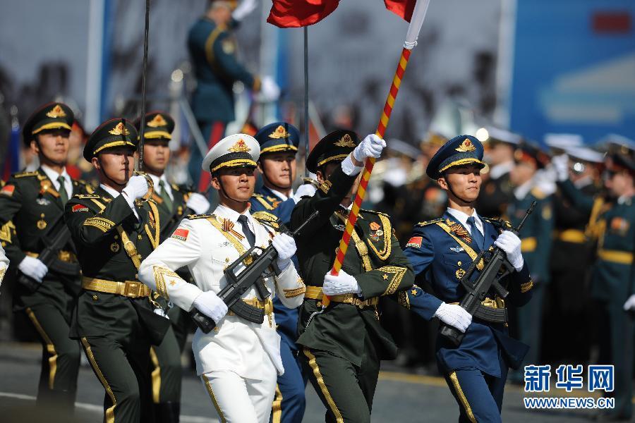 Chinese army Honor Guard leads Moscow parade rehearsal (1/10)