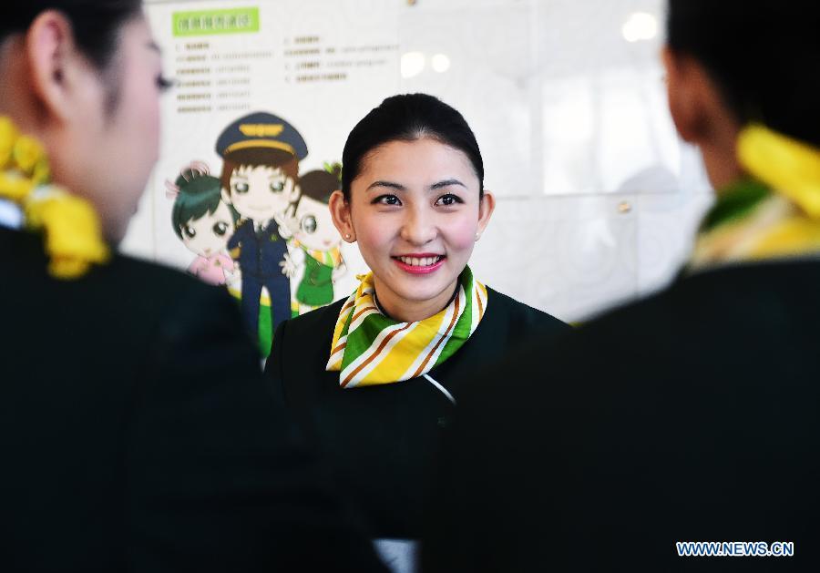 Taiwan flight attendants join mainland airlines(1/5)