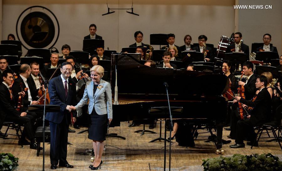 Chinese-Russian youth symphony orchestra held in Moscow (1/2)