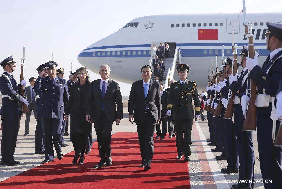 Premier Li arrives in Chile for official visit(1/2)