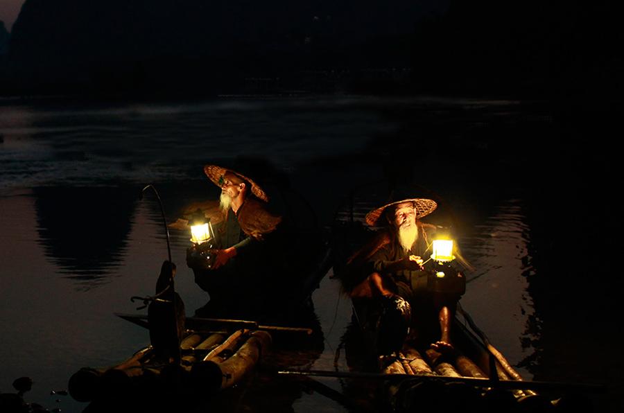 Elderly models & fishermen on Lijiang River(1/14)