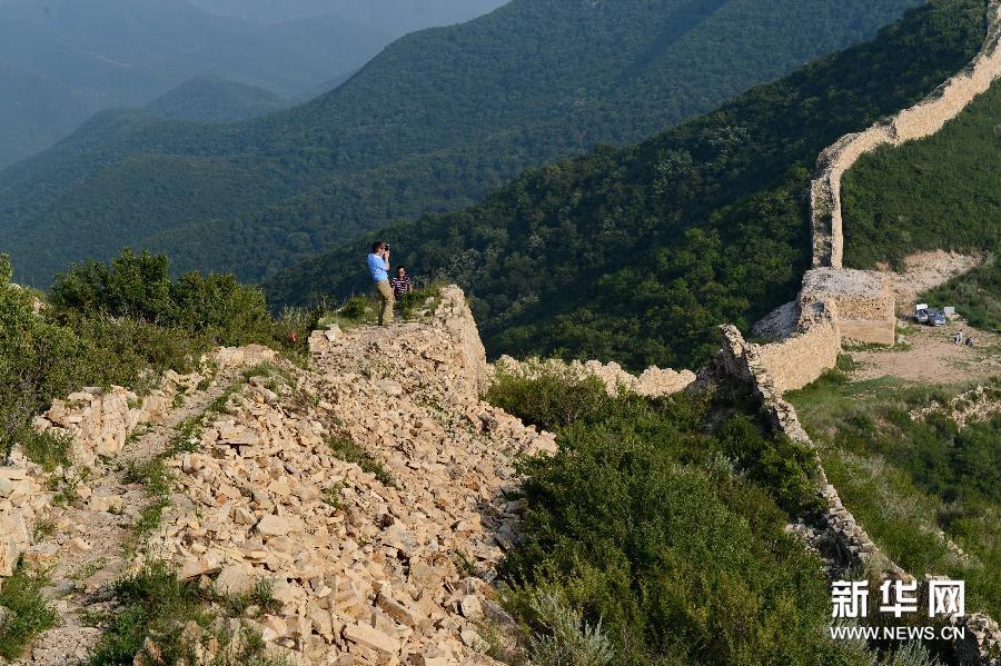 Future of Great Wall in Hebei province looks bleak(1/8)