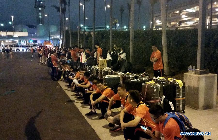 Special Olympic athletes encounter transportation failure(1/4)