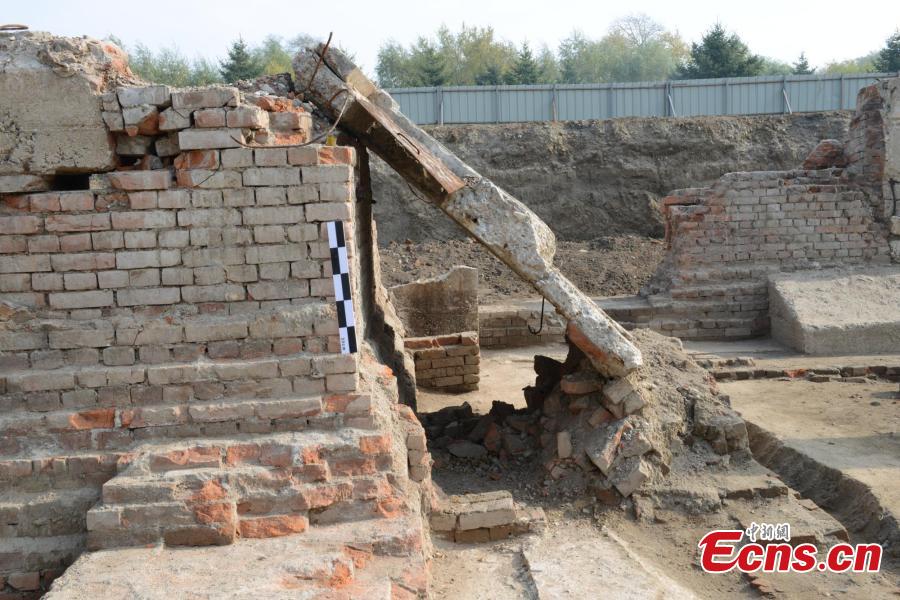 Over 1,000 Unit 731 items excavated in Heilongjiang(1/4)