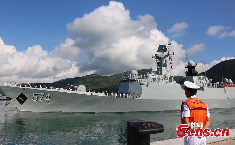 Chinese navy escort fleet takes over escort mission(1/2)