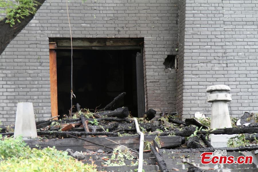 Ancient building replica destroyed by fire(1/6)