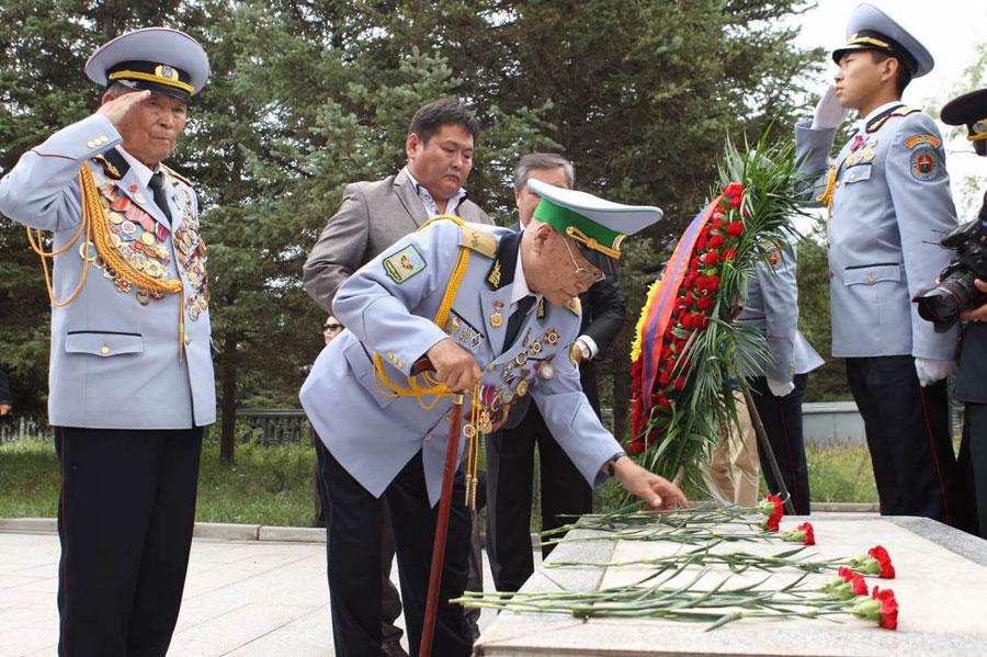 Soviet and Mongolian martyrs of Anti-Fascist War remembered(1/4)